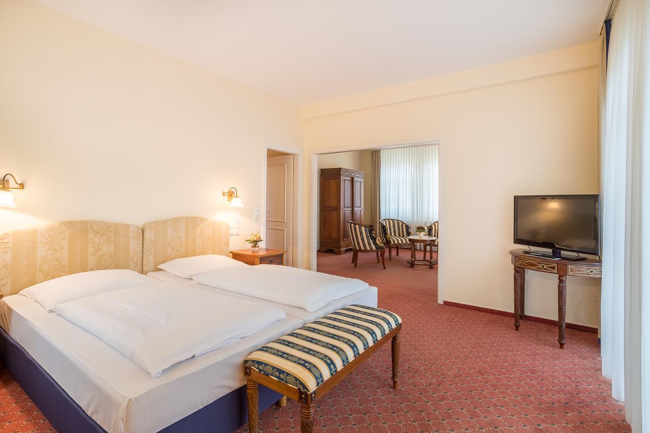 Schlosshotel Neckarbischofsheim Luaran gambar