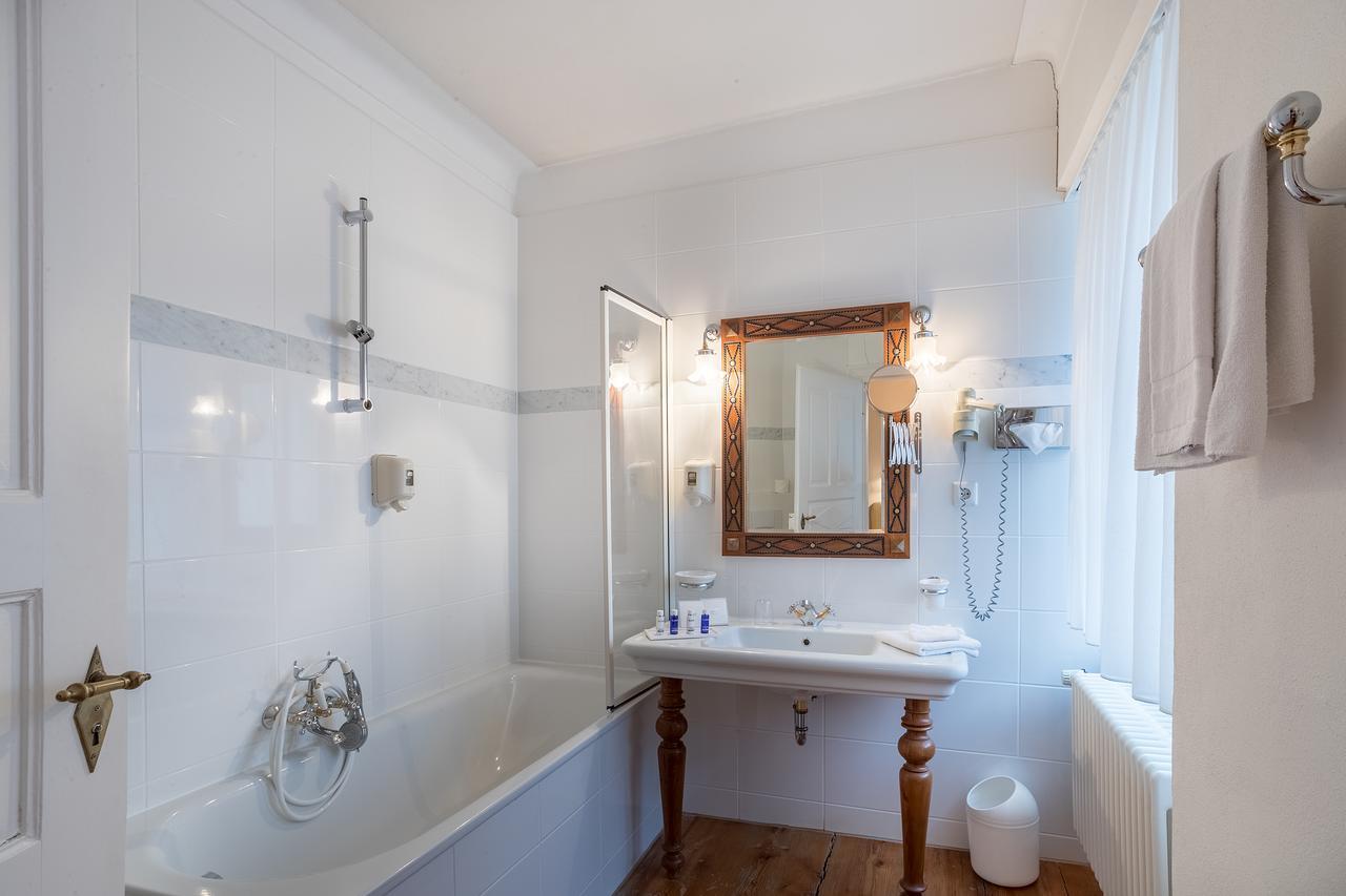 Schlosshotel Neckarbischofsheim Luaran gambar