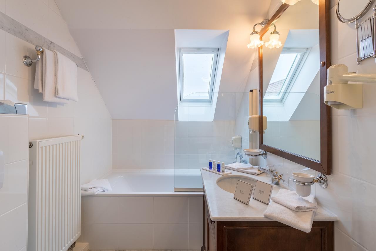 Schlosshotel Neckarbischofsheim Luaran gambar